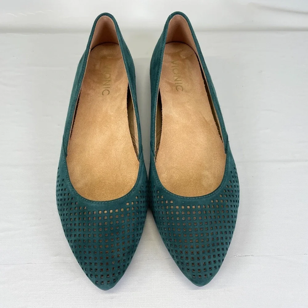 Vionic Posey Shoes Womens Size 8 Green Suede Slip On Pointed Toe Ballet Flats